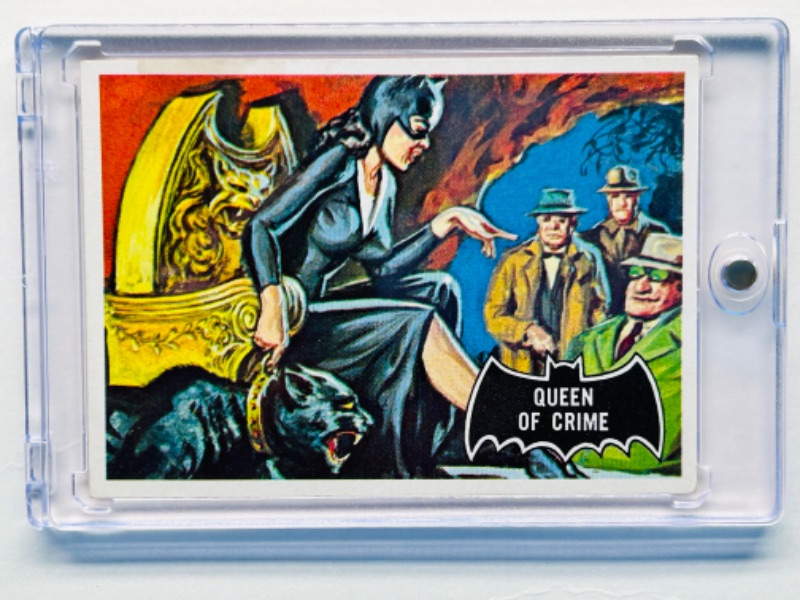 Photo 1 of 811941…vintage 1966 Batman card 26 Catwoman  in hard plastic case 