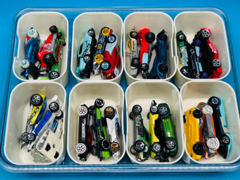 Photo 1 of 811957…24 die cast cars in case- some wear from age