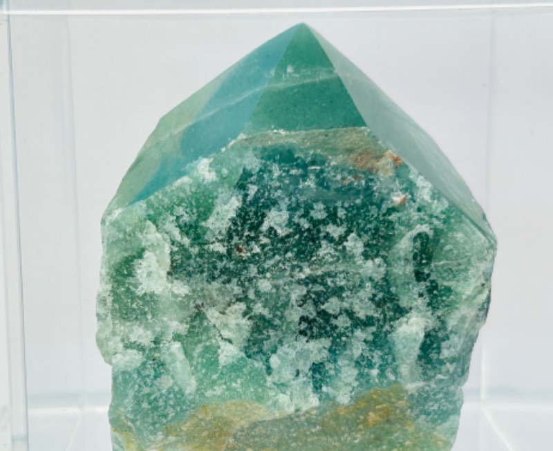 Photo 1 of 811997…agate point rock in 3x3” display case