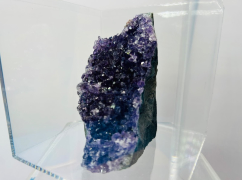 Photo 3 of 811999…amethyst rock in 4x4” display case