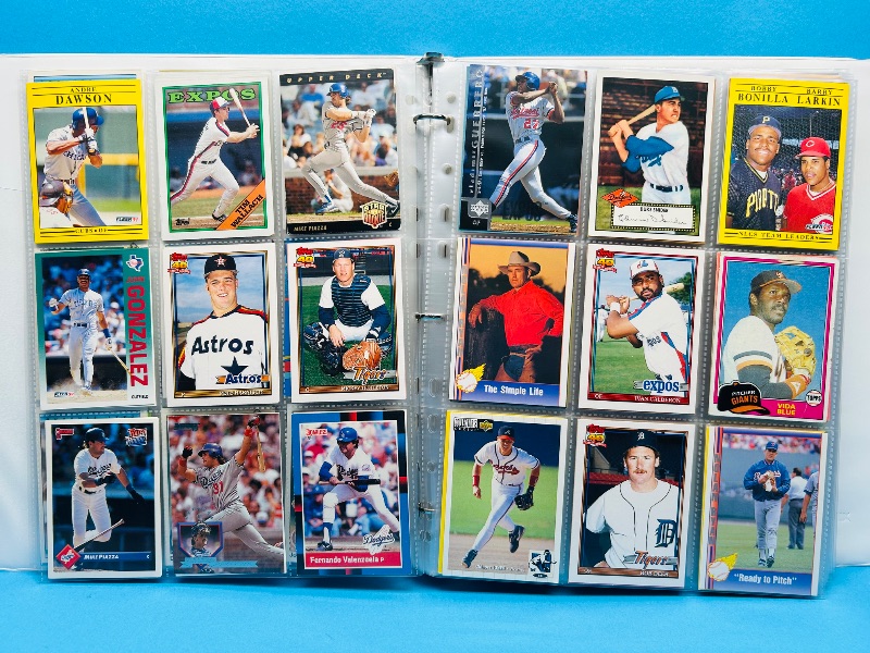 Photo 18 of 812065…final sale no returns/refunds- 324 mixed baseball cards in binder