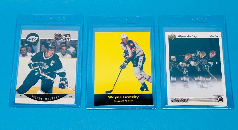 Photo 1 of 812107…3 Wayne Gretzky cards in hard plastic sleeves 