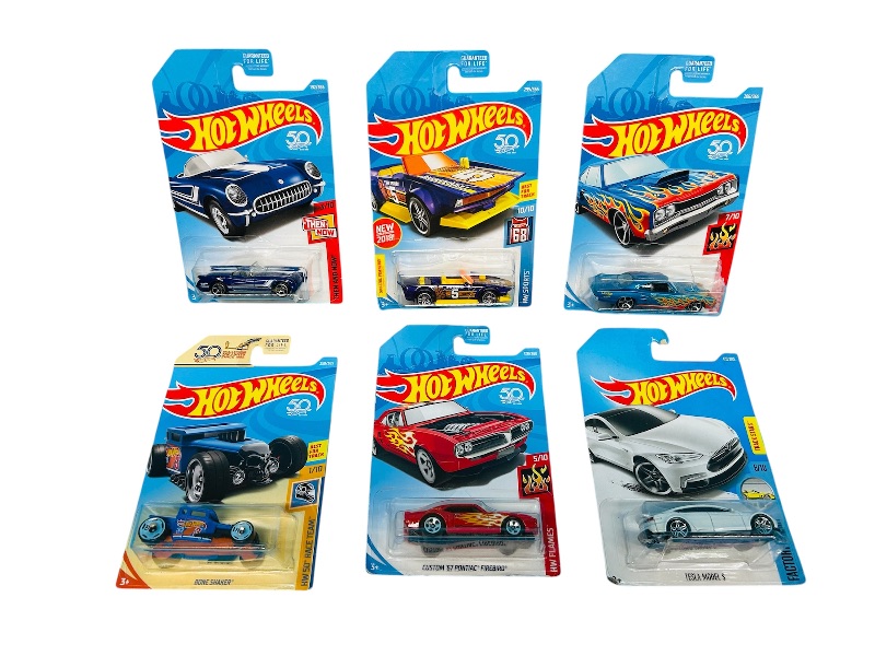 Photo 1 of 812166…6 hot wheels die cast cars