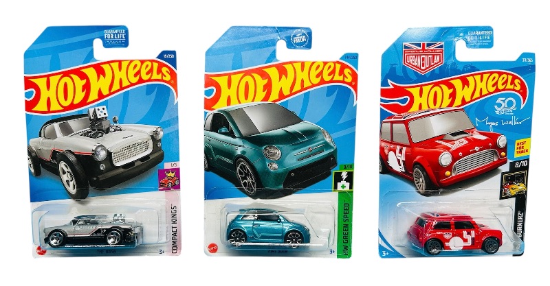 Photo 1 of 812224… 3 hot wheels die cast cars