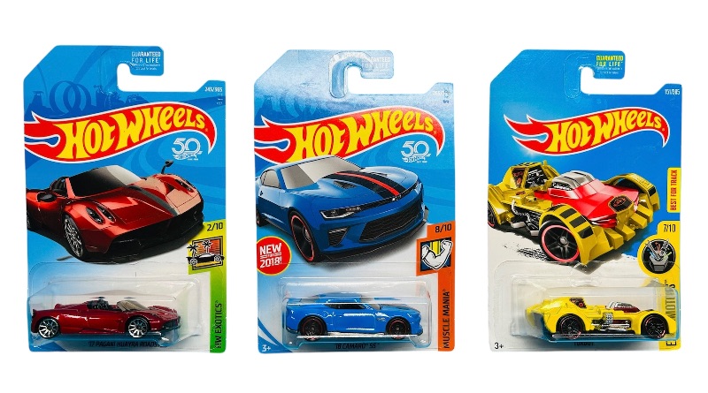 Photo 1 of 812245…  3 hot wheels die cast cars