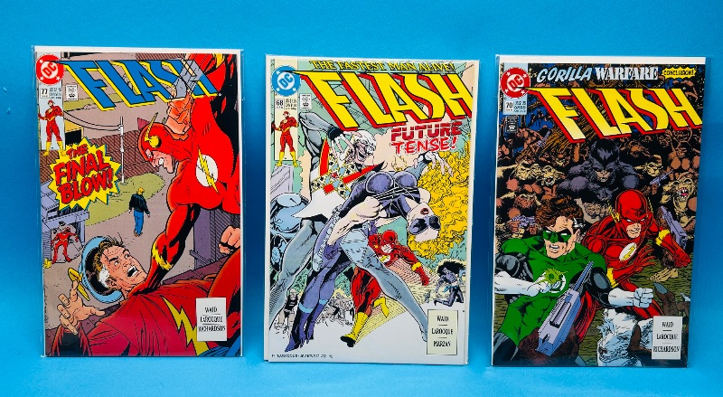 Photo 1 of 812465…3 flash  comics in plastic sleeves 