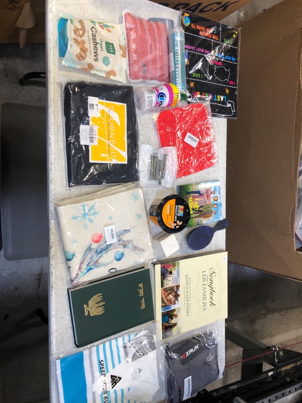 Photo 1 of 17pc bag of miscellaneous items SOLD AS IS
