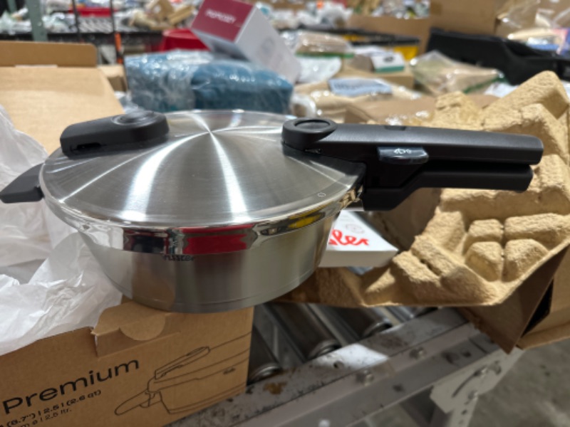 Photo 1 of Fissler Vitaquick Premium Pressure Cooker, 3.7 Quart
