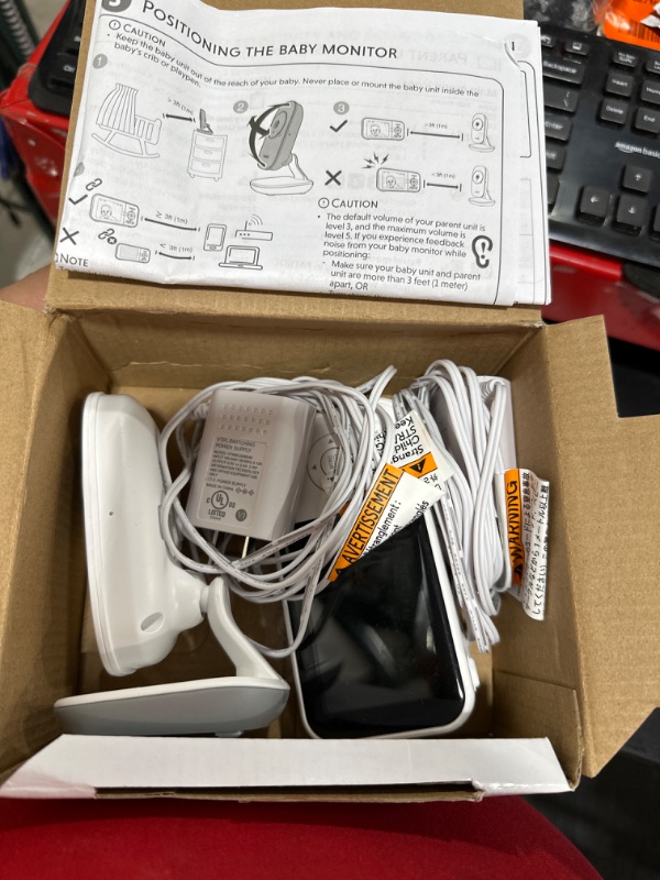 Photo 1 of Vtech VM819 Video Baby Monitor with 19Hour Battery Life 1000ft Long Range Auto