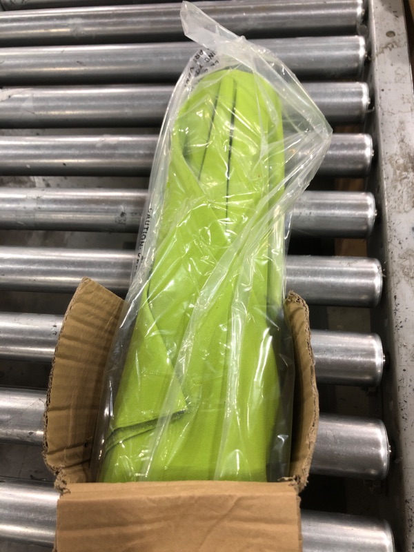 Photo 1 of 9 ft. Steel Market Push Tilt Patio Umbrella in Polyester Lime Green
