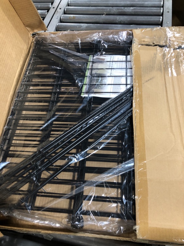 Photo 2 of 10 Panels No Dig Decorative Outdoor Garden Fence for Yard, 32 in(H) X 23.6 ft(L) Animal Barrier Fencing Rustproof Metal Wire Panel Border for Dog, Rabbits, and Patio Temporary Ground Stakes Defense 32in(H) 10 Panels