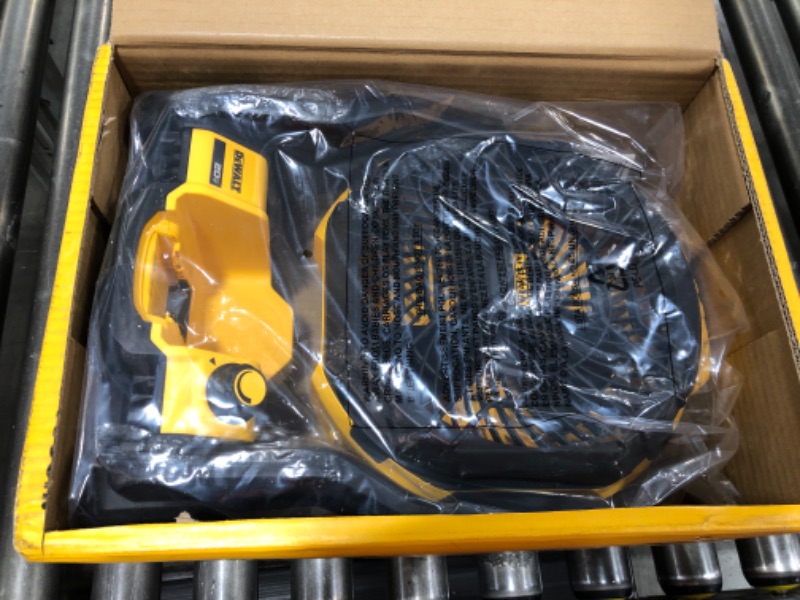 Photo 2 of  DEWALT 20V MAX Cordless Jobsite Fan 