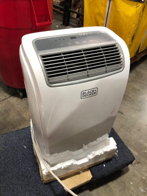 Photo 2 of  BLACK+DECKER BPACT14WT 7 700 BTU SACC/CEC (10000 BTU ASHRAE) Portable Air ConditioneR