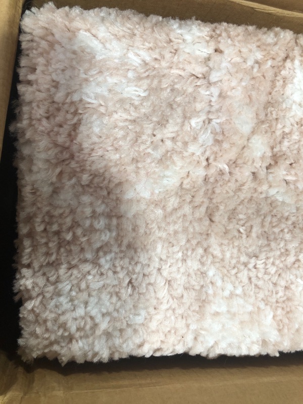 Photo 2 of AREA RUG PINK, UNKNOWN SIZE 