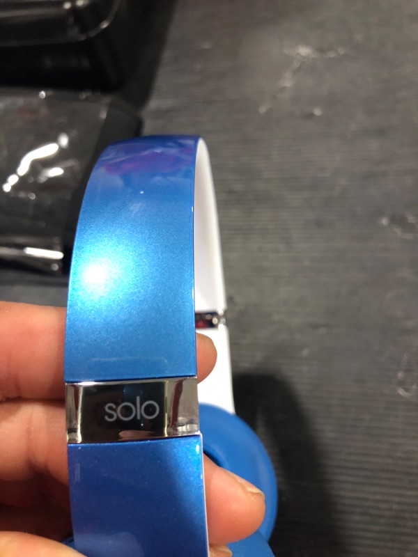 Photo 2 of Beats by Dr. Dre Solo2 Wired on Ear Headphones - Blue Sapphire (MJW32AM/A)

