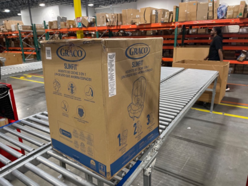 Photo 1 of Graco SlimFit 3 in 1 Car Seat, Slim & Comfy Design Saves Space in Your Back Seat, Annabelle, 1 Count (Pack of 1) SlimFit Annabelle