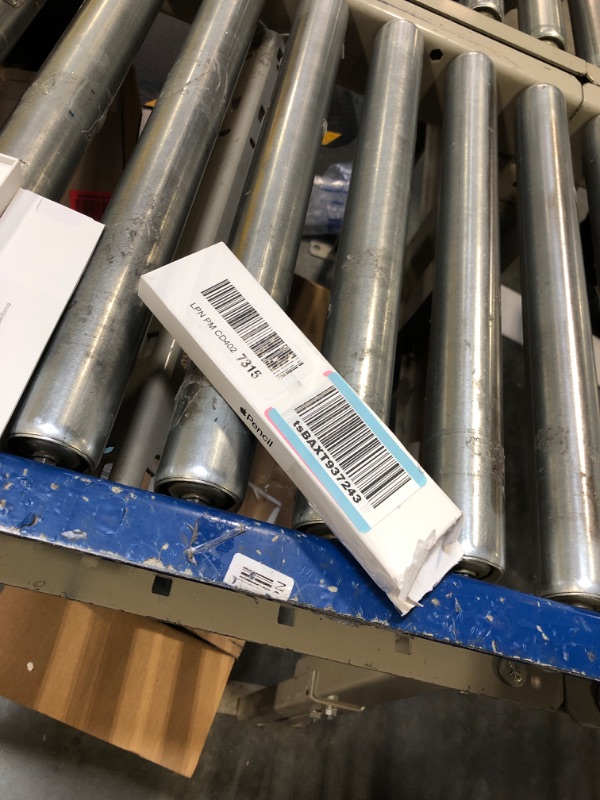 Photo 1 of Apple Pencil (USB-C)