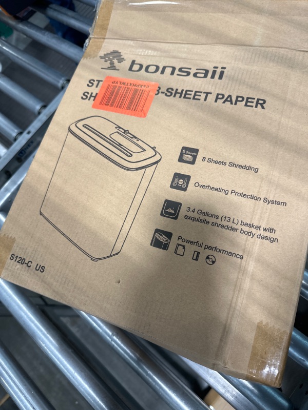 Photo 2 of Bonsaii Paper Shredder for Home Use, 8-Sheet StripCut Home Office Shredder, CD/Credit Card Shredder Machine with Overheat Protection, 3.4 Gallons Wastebasket 8 Sheet (New)