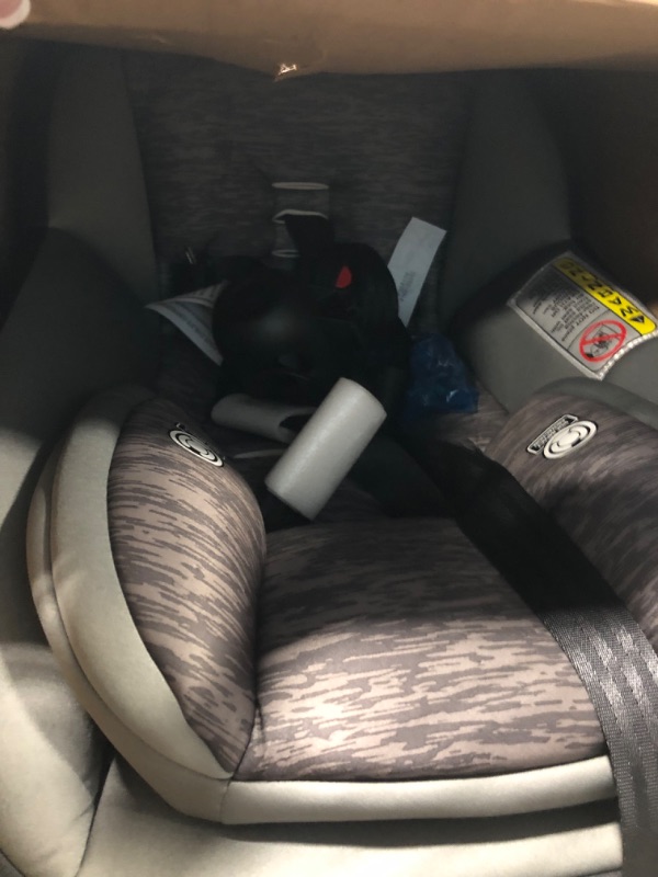 Photo 4 of Cosco Mighty Fit 65 DX Convertible Car Seat (Heather Onyx Gray)