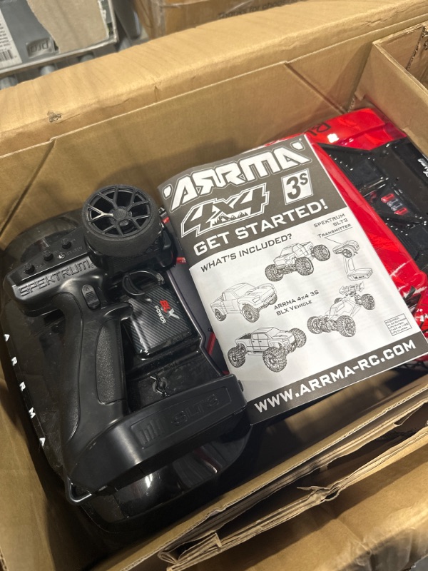 Photo 4 of ARRMA 1/10 SENTON 4X4 V3 3S BLX Brushless Short Course Truck RTR (Transmitter and Receiver Included, Batteries and Charger Required ), Red, ARA4303V3T2