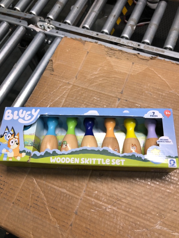 Photo 3 of BLUEY – Wooden Bowling “Skittles” Set, Indoor & Outdoor Bowling Play, 6 Pins and 1 Bowling Ball – FSC Certified for Children 3 Years and Up, Medium