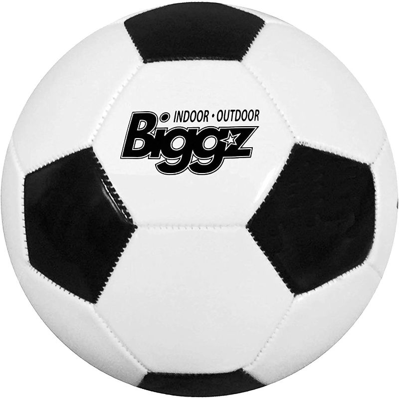 Photo 1 of Biggz (6 Pack) Premium Classic Soccer Balls Size 5
