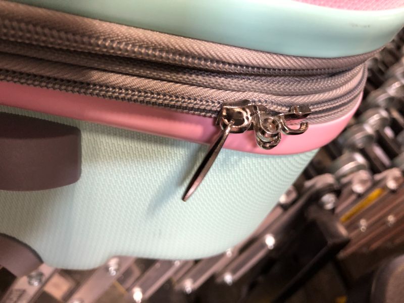 Photo 6 of ***MISSING 24 INCH*** Rockland Melbourne Hardside Expandable Spinner Wheel Luggage, Mint, 3-Piece Set (20/24/28) 3-Piece Set (20/24/28) Mint