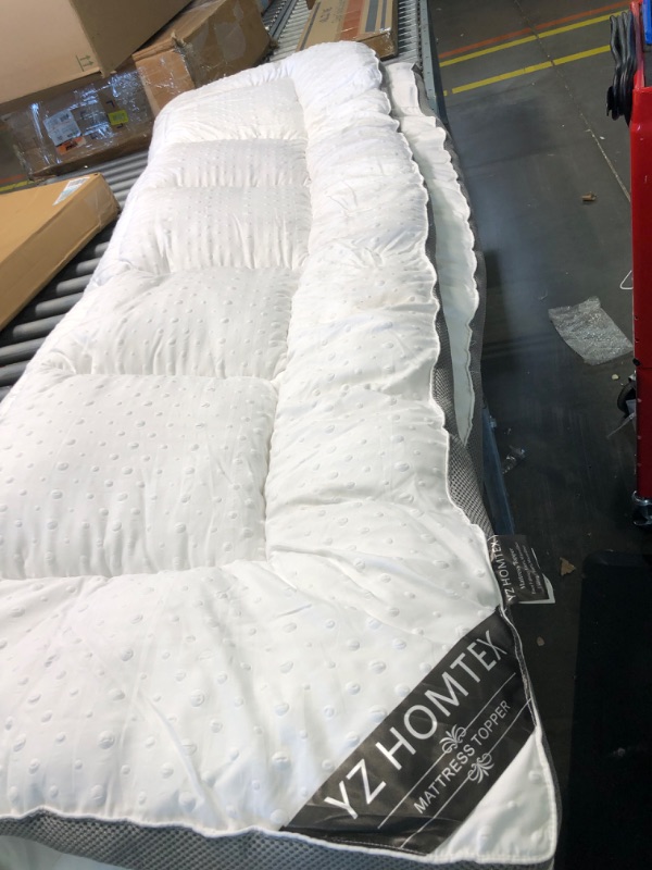 Photo 3 of YZ HOMTEX Mattress Topper Full Mattress Pad Protector - Quality Plush Luxury Down Alternative Pillow Top -  3inch Extra Thick Mattress Cover (Full Size ), White Full(54"*75") Thick Mattress Topper