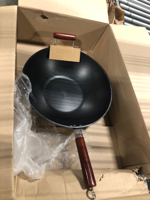 Photo 2 of 21st & Main Light weight Cast Iron Wok, Stir Fry Pan, Wooden Handle, 14 Inch, chef’s pan, pre-seasoned nonstick, commercial and household, for Chinese Japanese and others Cooking