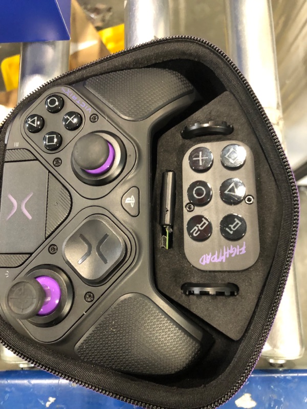 Photo 3 of PDP Victrix Pro BFG Wireless Controller for PS5, Playstation 4