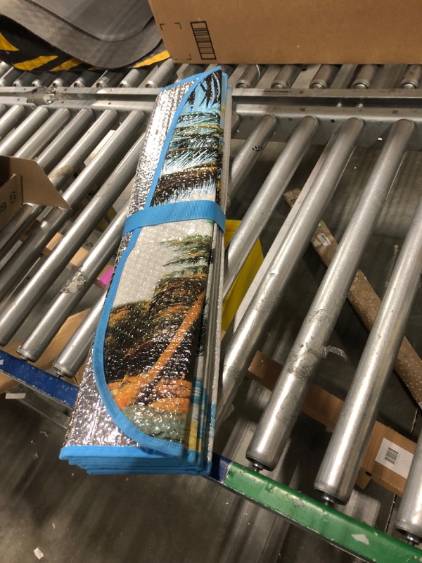Photo 1 of Bdk Palm Tree Tropical Island Sunset Auto Windshield Sun Shade for Car SUV Truck - Bubble Foil Folding Accordion