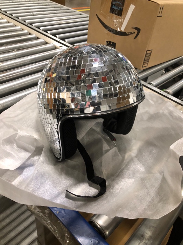 Photo 3 of Yoiemivy Disco Helmet with Retractable Visor Glitter Mirror Glass Disco Ball Helmet Punk Disco Ball Costume Hat for Bar DJ Club Party