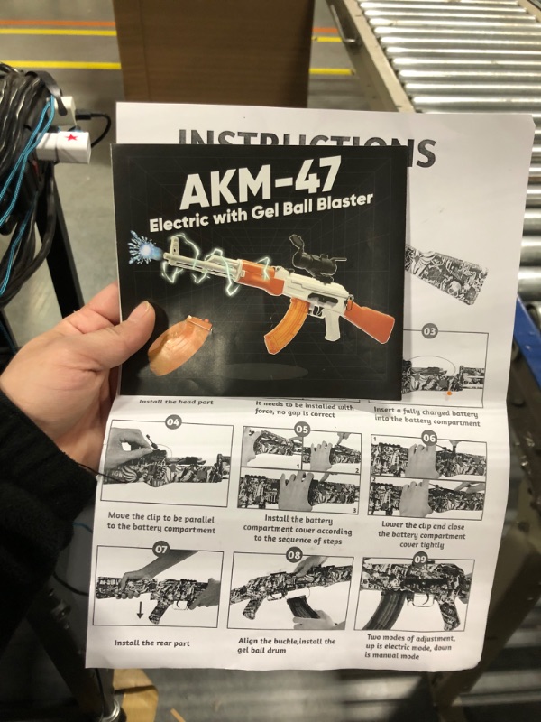 Photo 4 of ***GUN IS MISSING - ONLY HAS PARTS SHOWN***

Large AKM-47 Gel Cool Ball Blaster with Drum and Sight, Rechargeable Gel Ball Splat Toy with 40000 Water Beads Ammo, Double Shooting Modes, Suitable for Adults, Age 12+, Blue