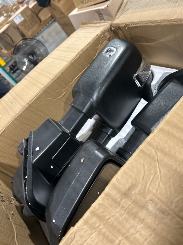 Photo 1 of AERDM New towing mirror Black Housing with Temperature sensor fit Ford Super Duty F-250 F-350 F-450 F-550 2017 2018 2019 w/Blind Spot with arrow Lamp,Turn Signal, Puddle, Clearance and Auxiliary Lamp