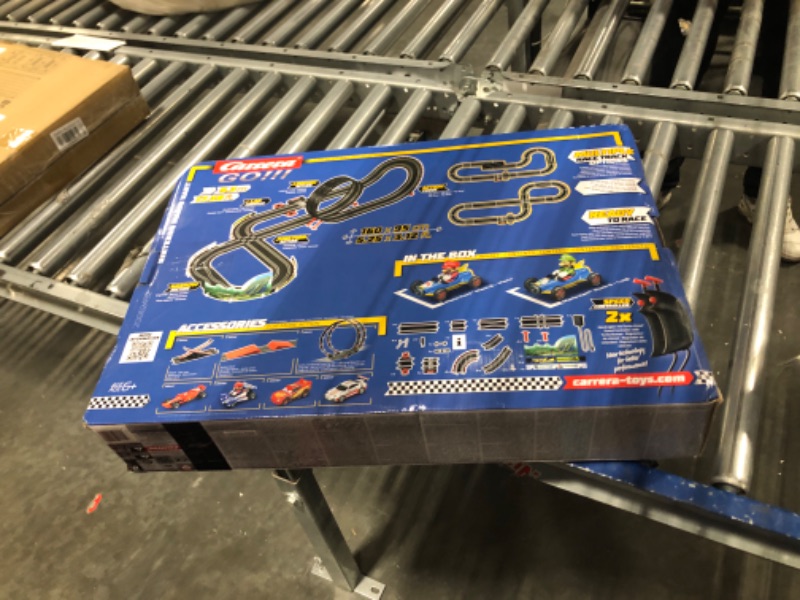 Photo 2 of Carrera GO!!! 62492 Mario Kart Mach 8 Electric Slot Car Racing Track Set 1:43 Scale feat. Mario and Luigi