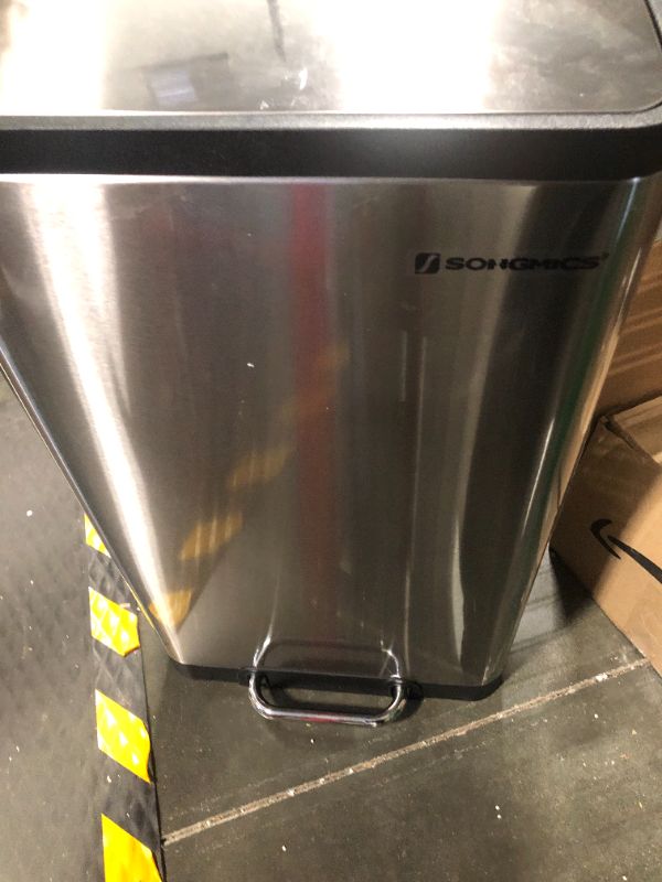 Photo 3 of ***DAMAGED****SONGMICS Trash Can, 12-Gallon Pedal Garbage Can, Stainless Steel Step Bin, Plastic Inner Bucket and Lid, Soft Closure, Fingerprint Proof, for Kitchen, Living Room, Silver ULTB007E01 12 Gal