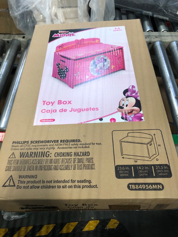 Photo 2 of Delta Children Deluxe Toy Box, Disney Minnie Mouse