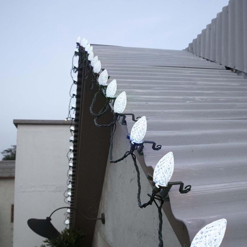 Photo 1 of  30ft LED Christmas roofline String Lights, C9 Outdoor roof String Lights with Quick Shingle & Gutter Clips,Plug in & connectable,Pure White
