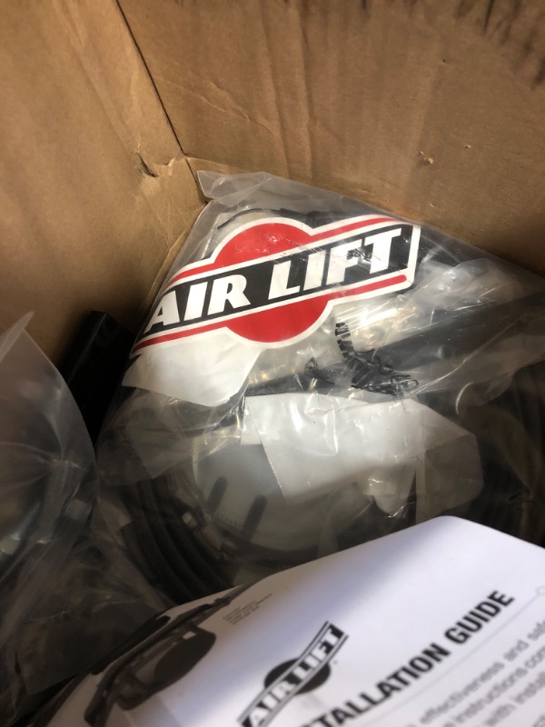 Photo 1 of AIR LIFT 57216 LoadLifter 5000 Series Rear Air Spring Kit