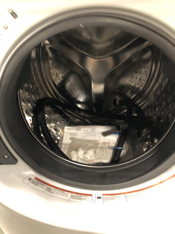 Photo 6 of Whirlpool 4.5-cu ft High Efficiency Stackable Steam Cycle Front-Load Washer (White) ENERGY STAR