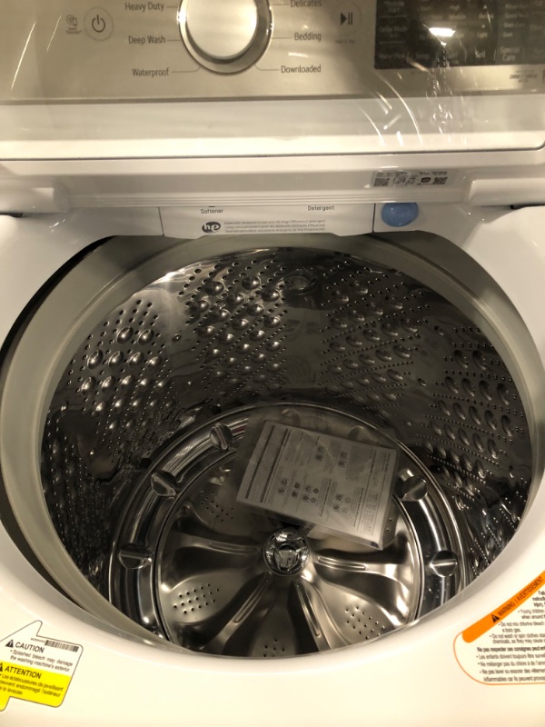 Photo 6 of LG TurboWash3D 5.5-cu ft High Efficiency Impeller Smart Top-Load Washer (White) ENERGY STAR