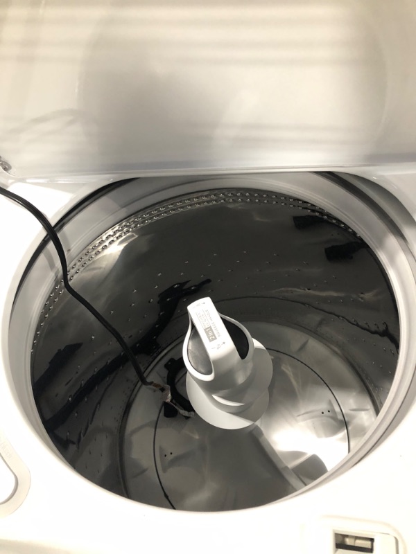 Photo 6 of Whirlpool 3.8-cu ft High Efficiency Impeller and Agitator Top-Load Washer (White)