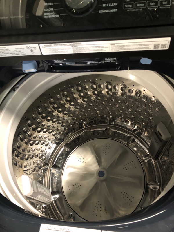 Photo 6 of Samsung Pet Care Solution 5.4-cu ft High Efficiency Impeller Smart Top-Load Washer (Brushed Navy) ENERGY STAR