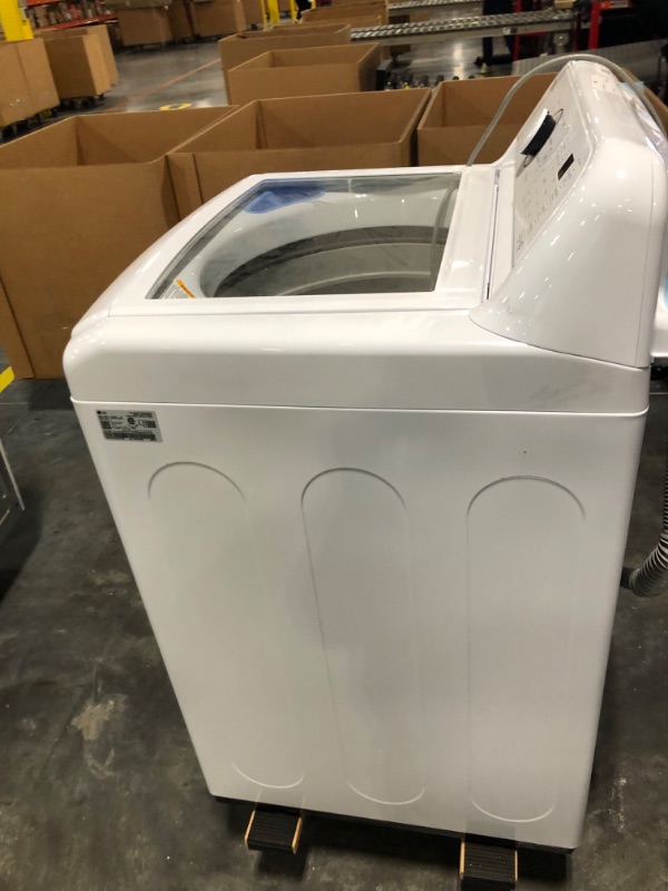 Photo 6 of LG ColdWash 4.3-cu ft Agitator Top-Load Washer (White)
