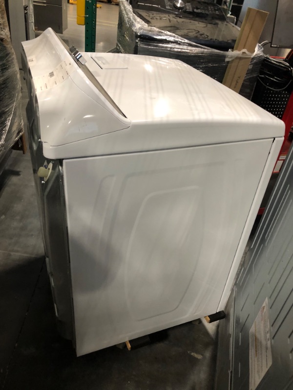 Photo 3 of Whirlpool 7-cu ft Steam Cycle Electric Dryer (White)
