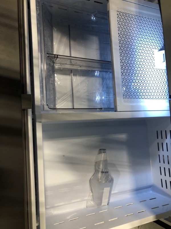 Photo 10 of Samsung Bespoke 30.1-cu ft Smart French Door Refrigerator with Dual Ice Maker and Door within Door (White Glass- All Panels) ENERGY STAR
