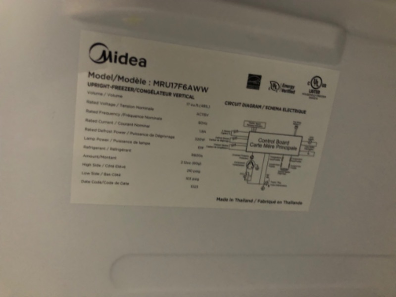 Photo 7 of ***PARTS ONLY***  Midea Garage Ready 17-cu ft Frost-free Convertible Upright Freezer/Refrigerator (White) ENERGY STAR
