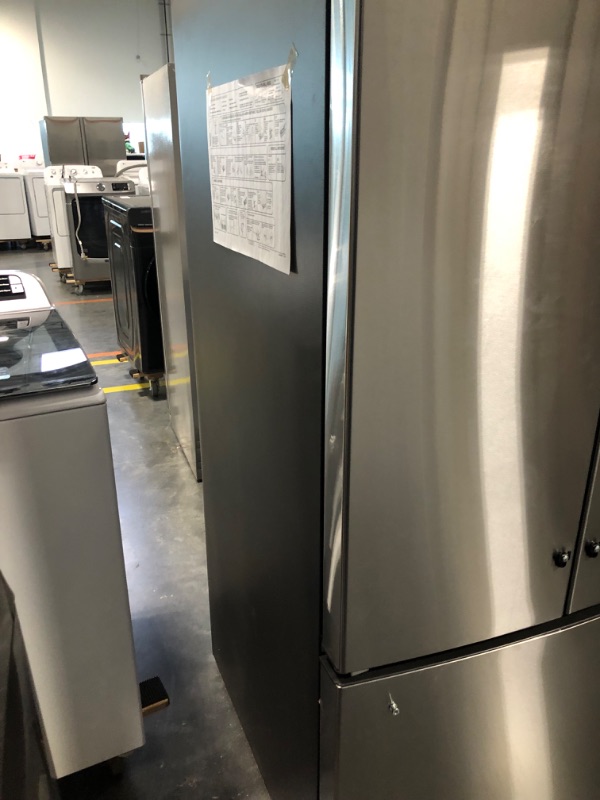 Photo 8 of GE 24.8-cu ft French Door Refrigerator with Ice Maker (Stainless Steel) ENERGY STAR
