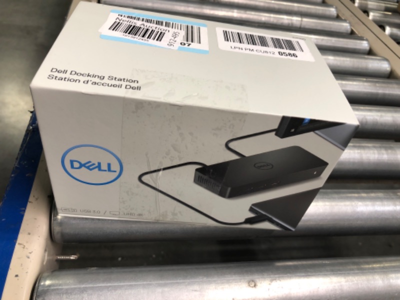Photo 1 of Dell USB 3.0 Ultra HD/4K Triple Display Docking Station (D3100), Black