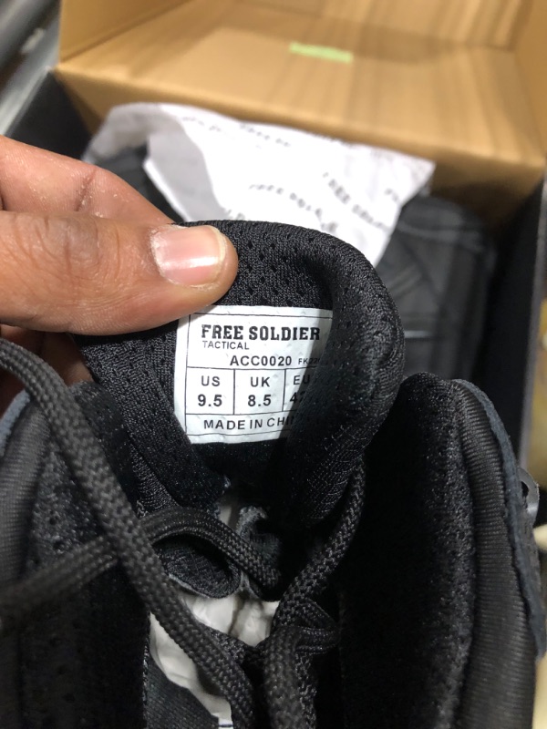 Photo 1 of FREE SOLDIER Men's Waterproof Hiking Boots Lightweight Work Boots Military Tactical Boots Durable Combat Boots
